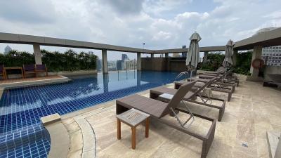 Large Apartment Asoke BTS