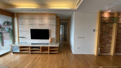 Luxury Bangkok Apartment BTS Asoke