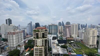 Luxury Bangkok Apartment BTS Asoke