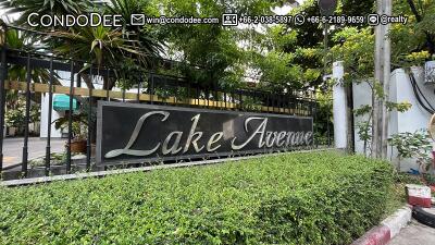 Large 1-Bedroom Condo Asoke