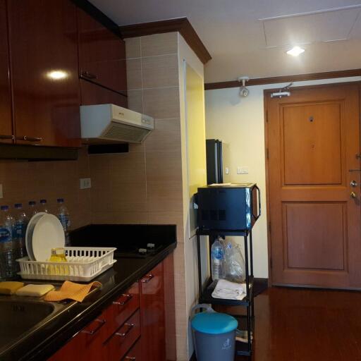 Large 1-Bedroom Condo Asoke