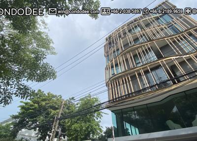 Peaceful Green Modern Condo