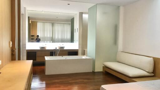 Sukhumvit Apartment Luxury Condo