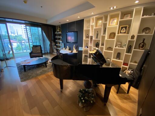 Luxury Bangkok Condo Sale 4 Bedrooms