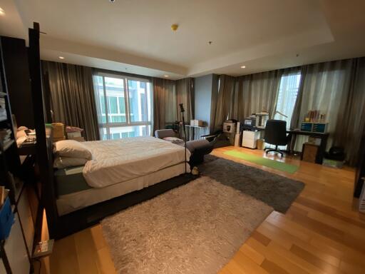 Luxury Bangkok Condo Sale 4 Bedrooms