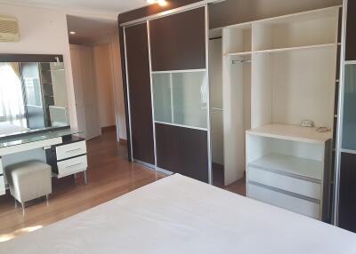 3-Bedroom Apartment Asoke