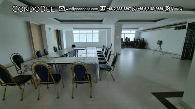 Large Condo Wattana Heights