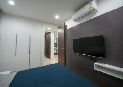 1-bedroom Near BTS Asoke