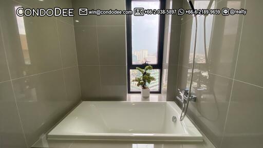 Luxury New Condo Asoke