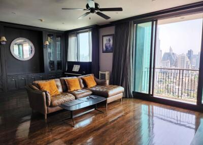 For SALE : Aguston Sukhumvit 22 / 2 Bedroom / 3 Bathrooms / 155 sqm / 27500000 THB [10833509]