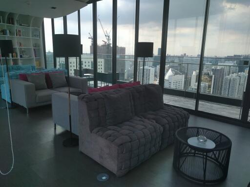 Corner Condo Sukhumvit MRT