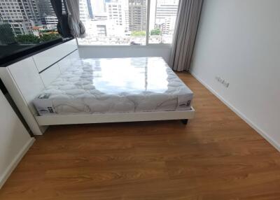 1-Bedroom Condo Asoke