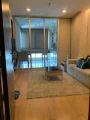 Condo Asoke High Floor