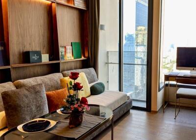 Condo High-Floor Asoke