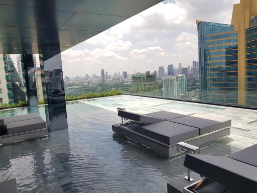 Luxury Condo Sale Sukhumvit 21