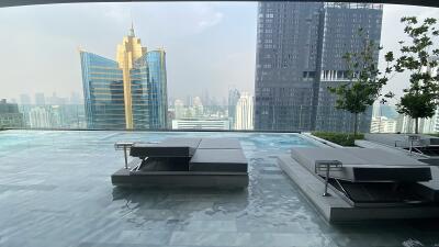 Luxury Condo Sale Sukhumvit 21