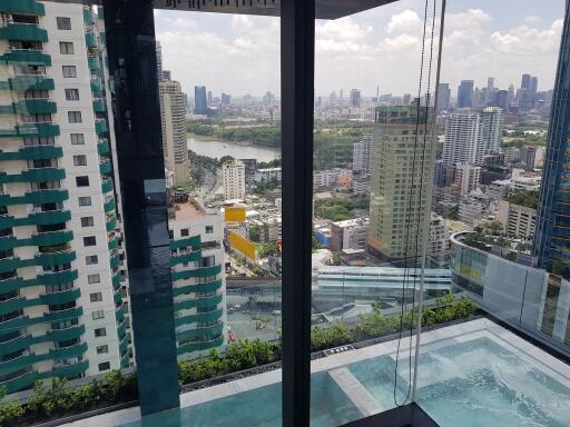 Luxury Condo Sale Sukhumvit 21