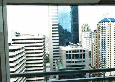 Condo Near University Asoke