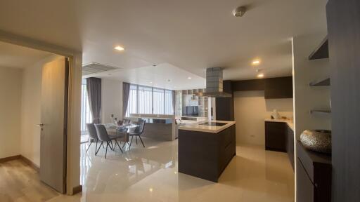 Large 2-Bedroom Bangkok Apartment