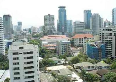 2-bedroom apartment Sukhumvit 11