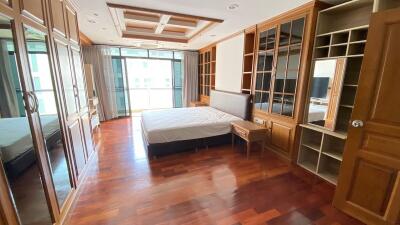 Japanese-Style Condo Sale Bangkok