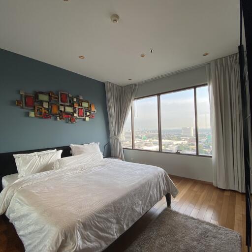 River-View Condo Sukhumvit 24