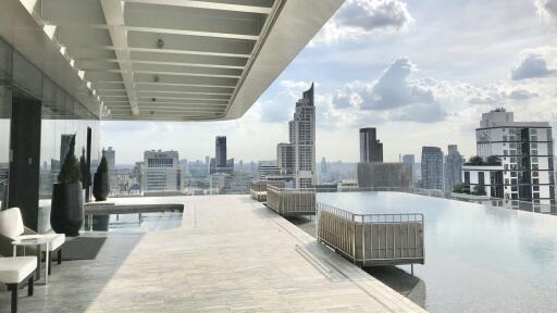 New Luxury Condo Asoke