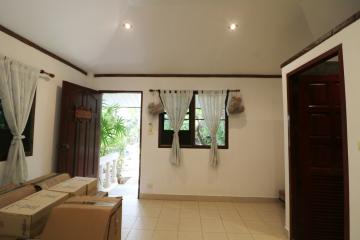 3 Bedroom, 3 Bathroom Home with Tropical Gardens For Sale In Udon Thani, Thailand