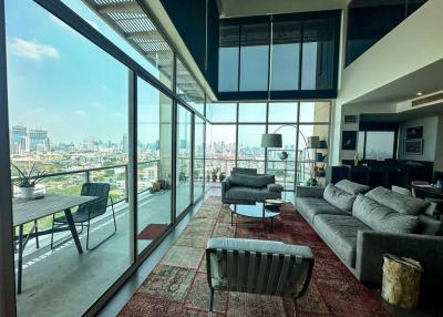 4-bedroom duplex for sale in Yen Akard area