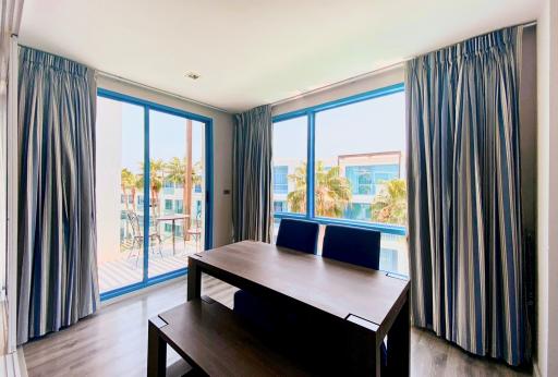 The Crest Santora: 1 Bedroom Sea View Condo