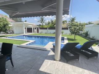 Palm Avenue: Pool Villa with 2 Bedroom and 2 Bathroom