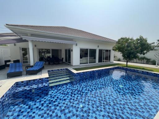 Palm Avenue: Pool Villa with 2 Bedroom and 2 Bathroom