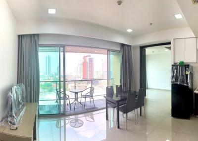 2-bedroom high floor condo for sale in Sathorn area