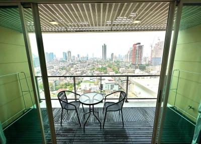 2-bedroom high floor condo for sale in Sathorn area