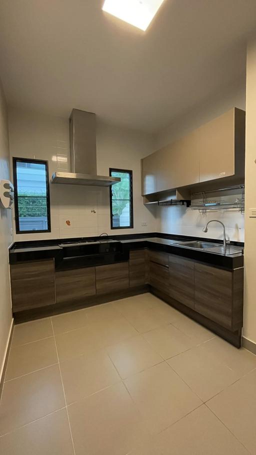 Detached house 4 - Bedroom for sale on Bangna