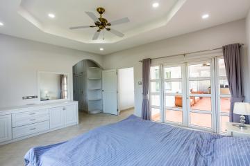 Spacious 4 Bed 3 Bath Pool Villa For Sale with Brand New Kitchen in Stuart Park