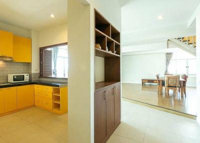 3-bedroom duplex condo for sale close to On Nut BTS station