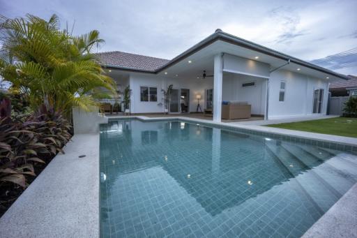 Mali Vista: New Great Quality 3 Bedroom Pool Villas - New Development