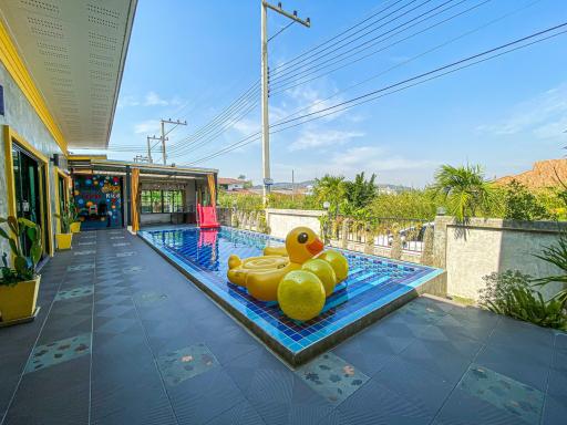 5 Bedroom Thai Style Modern Pool Villa For Sale