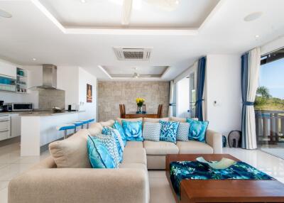 3 bedroom sea-view villa for sale walking distance to Choengmon beach