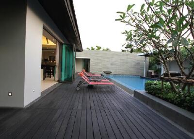 Fashionable, large 4-bedroom villa, with pool view in Anchan Villas 3 project, on Bangtao/Laguna beach