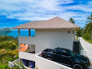 4 bedrooms sea-view villas for sale in Lamai hills