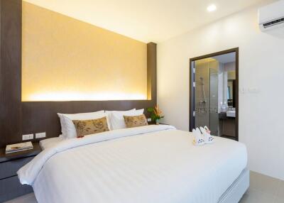 Cozy studio apartments, with sea view, on Patong Beach beach