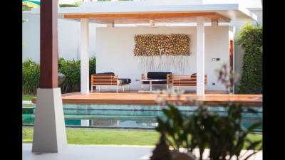 Chic premium, large 4-bedroom villa, with pool view in Botanica Luxury project, on Bangtao/Laguna beach  ( + Video review)