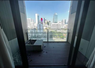 2-bedroom spacious condo for sale on Chong Nonsi – Sathorn