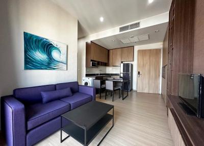2-bedroom modern condo for sale close to Thonglor