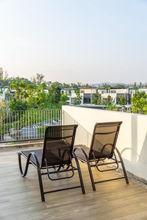 Comfortable 3-bedroom villa, with urban view in Laguna Park project, on Bangtao/Laguna beach