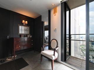 Duplex 4-Bedroom for sale on Sathorn