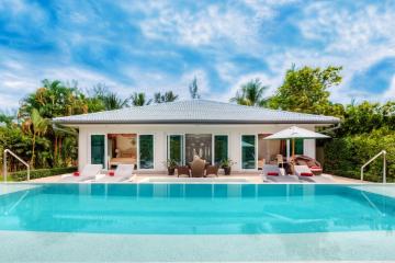 Incredible, large 4-bedroom villa, with pool view, on Bangtao/Laguna beach