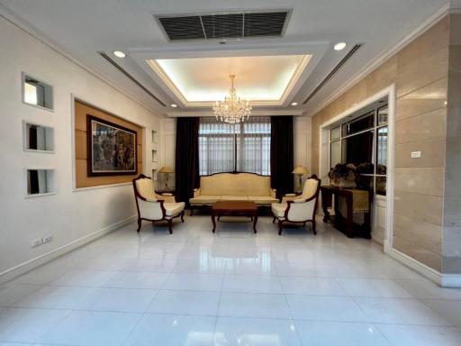 5-bedroom Single house for sale on Pattanakarn